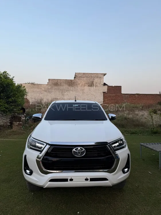 Toyota Hilux 2019 for Sale in Gujrat Toyota Hilux 2019 for Sale in Gujrat Image-7