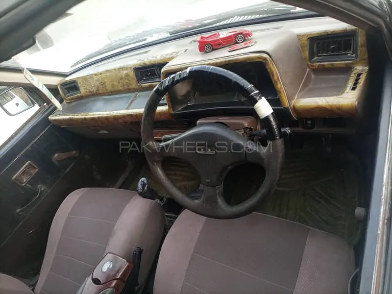 Daihatsu Charade 1986 for Sale in Peshawar Daihatsu Charade 1986 for Sale in Peshawar Image-9