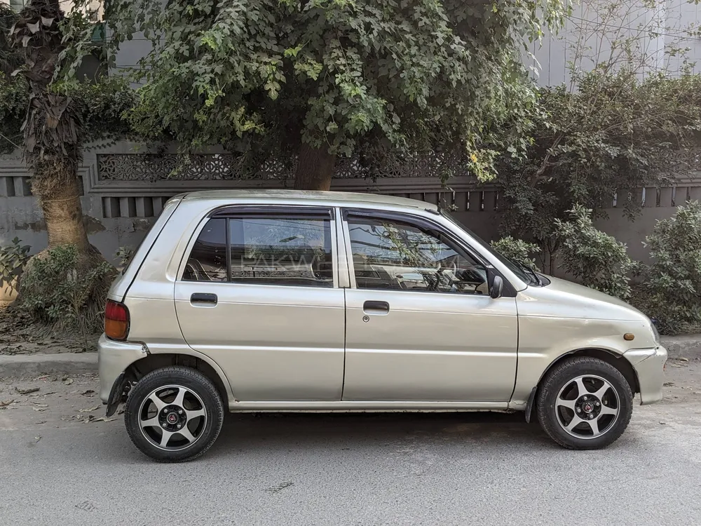 Daihatsu Cuore 2010 for Sale in Lahore Daihatsu Cuore 2010 for Sale in Lahore Image-3