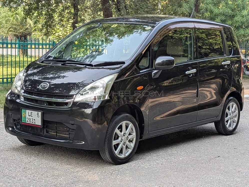 Daihatsu Move 2011 for Sale in Lahore Daihatsu Move 2011 for Sale in Lahore Image-3