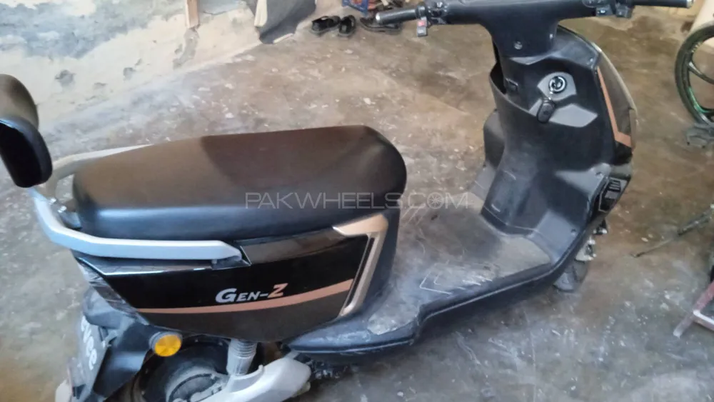 Evee Gen-Z 2025 for Sale Evee Gen-Z 2025 for Sale Image-5
