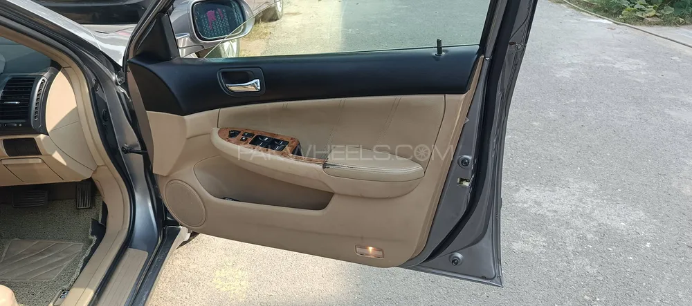 Honda Accord 2006 for Sale in Lahore Honda Accord 2006 for Sale in Lahore Image-17