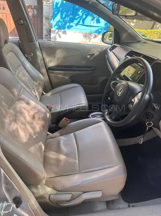 Honda BR-V 2017 for Sale in Karachi Honda BR-V 2017 for Sale in Karachi Image-15