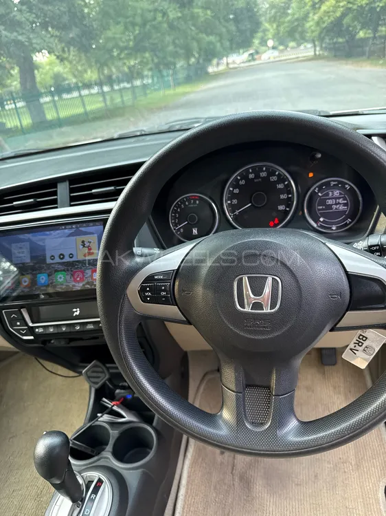 Honda BR-V 2017 for Sale in Lahore Honda BR-V 2017 for Sale in Lahore Image-10