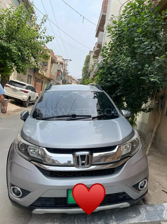 Honda BR-V 2017 for Sale in Lahore Image-1