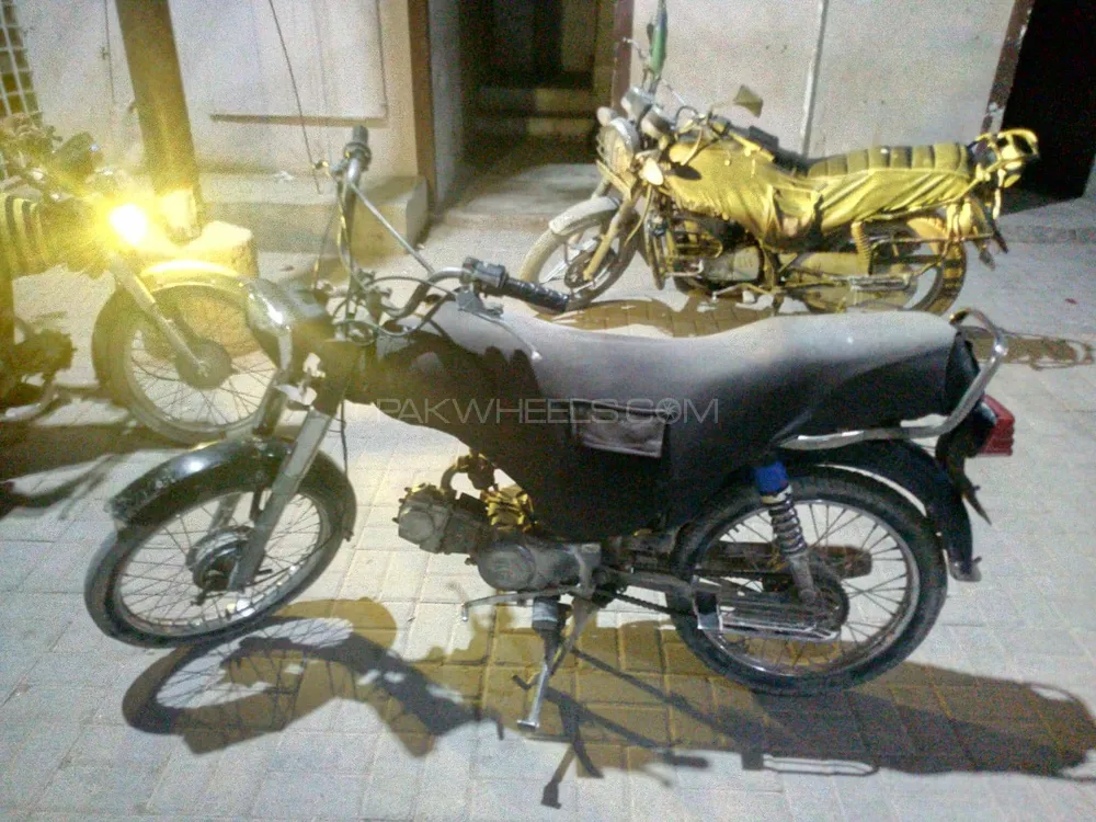 Honda CD 70 2014 for Sale Honda CD 70 2014 for Sale Image-12
