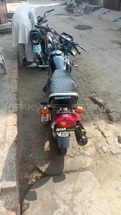 Honda CG 125 2015 for Sale Honda CG 125 2015 for Sale Image-5