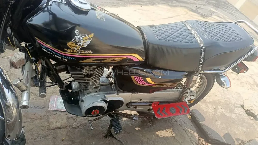 Honda CG 125 2015 for Sale Honda CG 125 2015 for Sale Image-4