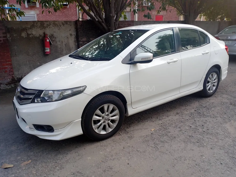 Honda City 2015 for Sale in Lahore Honda City 2015 for Sale in Lahore Image-6