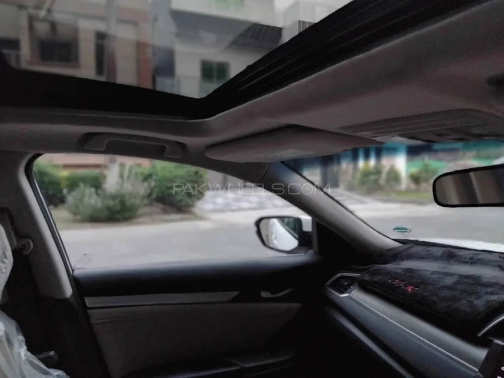 Honda Civic 2020 for Sale in Lahore Honda Civic 2020 for Sale in Lahore Image-4