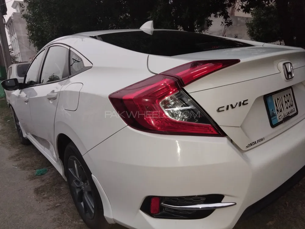 Honda Civic 2020 for Sale in Lahore Honda Civic 2020 for Sale in Lahore Image-9