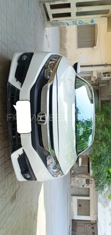 Honda Civic 2017 for Sale in D.G.Khan Honda Civic 2017 for Sale in D.G.Khan Image-2