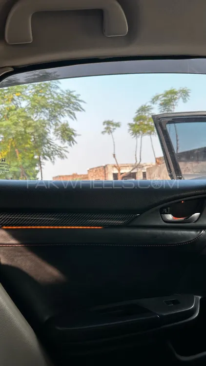 Honda Civic 2018 for Sale in Sialkot Honda Civic 2018 for Sale in Sialkot Image-6