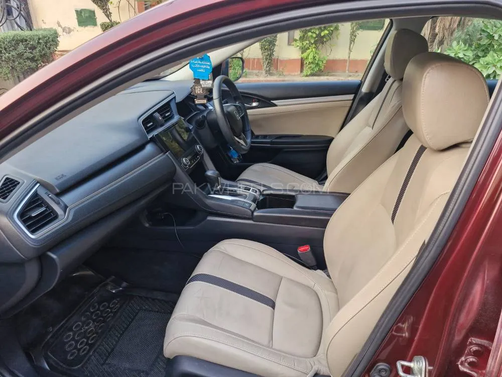 Honda Civic 2018 for Sale in Lahore Honda Civic 2018 for Sale in Lahore Image-16