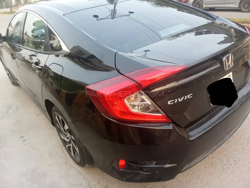 Honda Civic 2018 for Sale in Sargodha Honda Civic 2018 for Sale in Sargodha Image-5