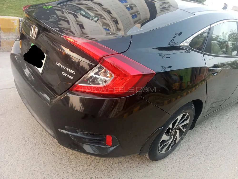 Honda Civic 2018 for Sale in Sargodha Honda Civic 2018 for Sale in Sargodha Image-6