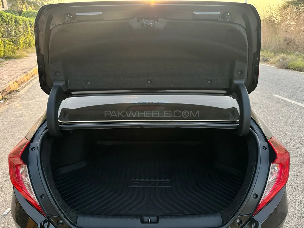 Honda Civic 2021 for Sale in Islamabad Honda Civic 2021 for Sale in Islamabad Image-20
