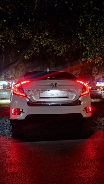 Honda Civic 2021 for Sale in Islamabad Honda Civic 2021 for Sale in Islamabad Image-4