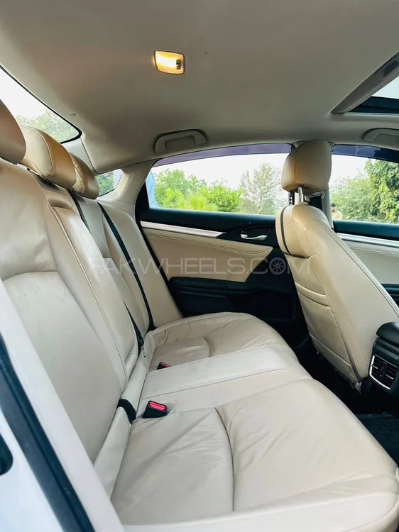 Honda Civic 2021 for Sale in Islamabad Honda Civic 2021 for Sale in Islamabad Image-17