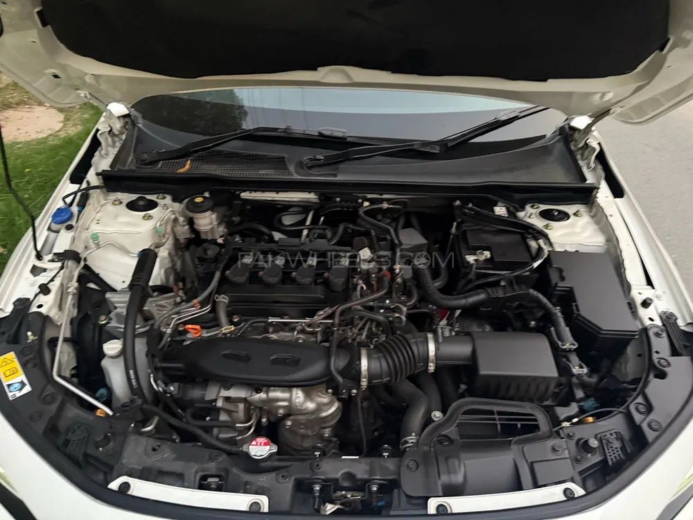 Honda Civic 2024 for Sale in Lahore Honda Civic 2024 for Sale in Lahore Image-9