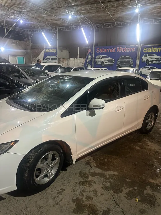Honda Civic 2014 for Sale in Lahore Honda Civic 2014 for Sale in Lahore Image-10