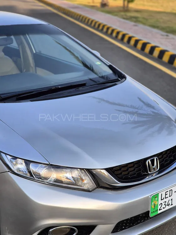 Honda Civic 2015 for Sale in Lahore Honda Civic 2015 for Sale in Lahore Image-17