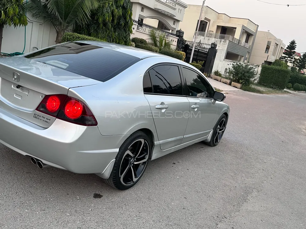 Honda Civic 2009 for Sale in Sialkot Honda Civic 2009 for Sale in Sialkot Image-3
