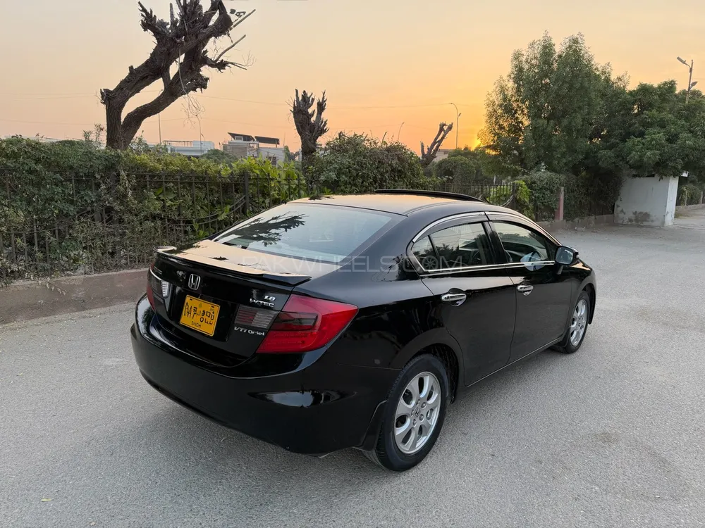 Honda Civic 2013 for Sale in Karachi Honda Civic 2013 for Sale in Karachi Image-6