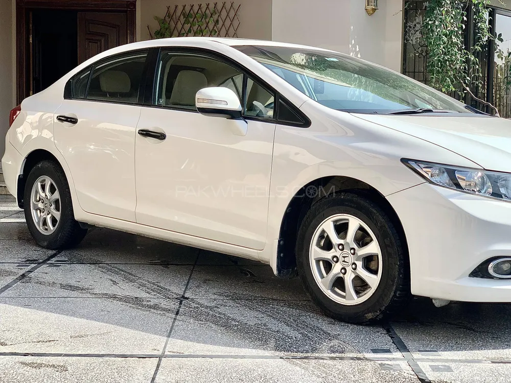 Honda Civic 2014 for Sale in Gujranwala Honda Civic 2014 for Sale in Gujranwala Image-5