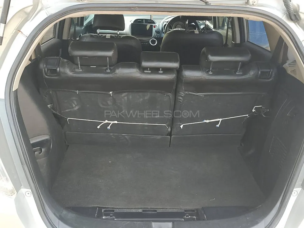 Honda Fit 2013 for Sale in Karachi Honda Fit 2013 for Sale in Karachi Image-12