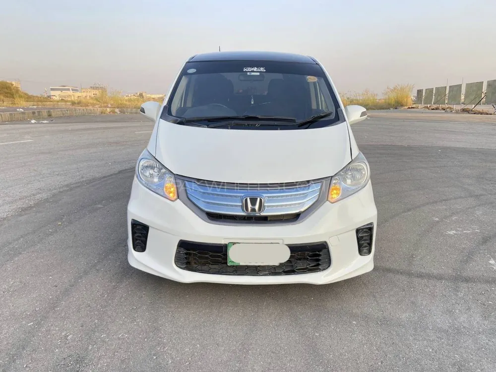 Honda Freed 2013 for Sale in Islamabad Honda Freed 2013 for Sale in Islamabad Image-1