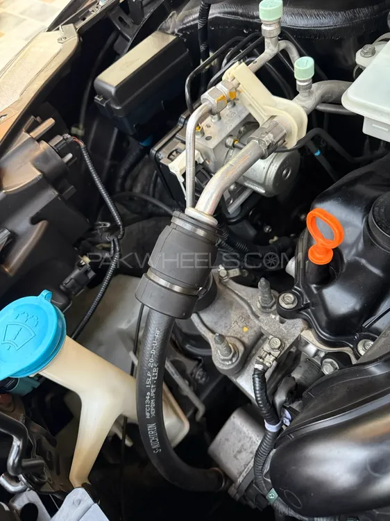 Honda Vezel 2017 for Sale in Lahore Honda Vezel 2017 for Sale in Lahore Image-9