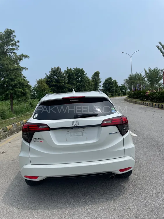 Honda Vezel 2019 for Sale in Mardan Honda Vezel 2019 for Sale in Mardan Image-4