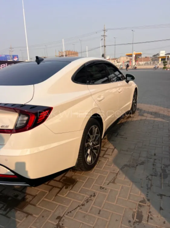 Hyundai Sonata 2021 for Sale in Multan Hyundai Sonata 2021 for Sale in Multan Image-4