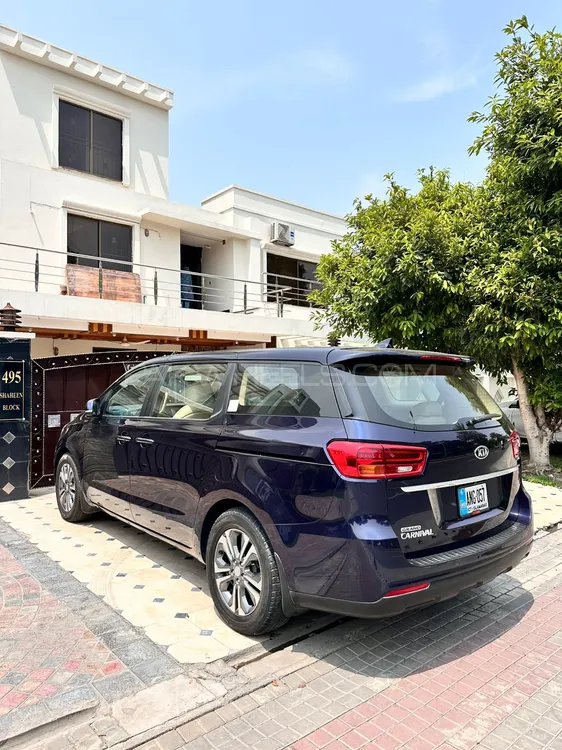 KIA Carnival 2019 for Sale in Lahore KIA Carnival 2019 for Sale in Lahore Image-4