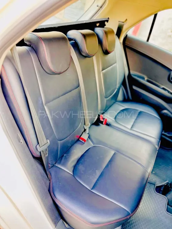 KIA Picanto 2021 for Sale in Lahore KIA Picanto 2021 for Sale in Lahore Image-7