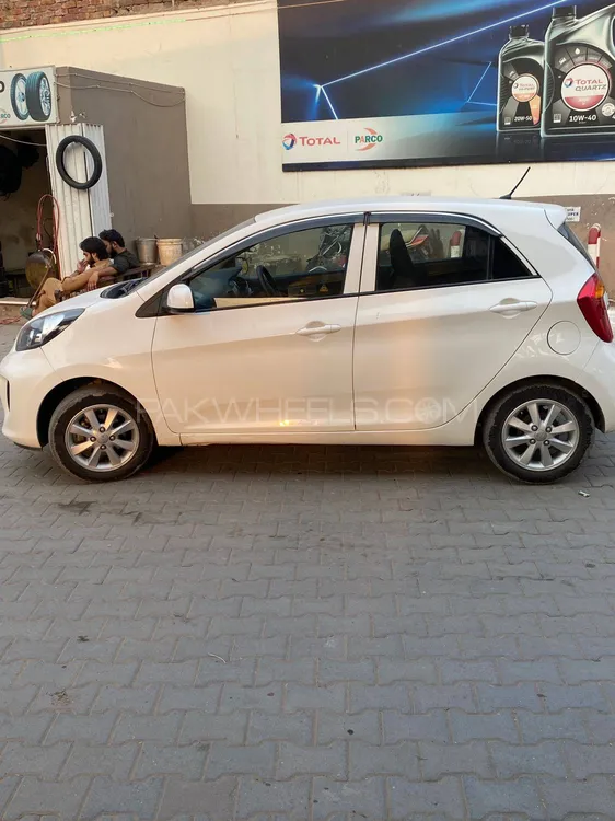 KIA Picanto 2022 for Sale in Multan KIA Picanto 2022 for Sale in Multan Image-3