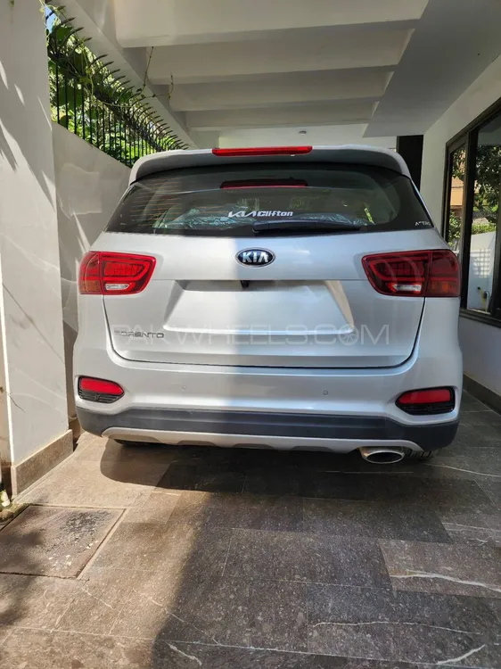 کِیا سورینٹو 2022 for Sale in کراچی کِیا سورینٹو 2022 for Sale in کراچی Image-3