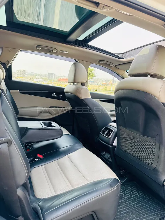 کِیا سورینٹو 2022 for Sale in اسلام آباد کِیا سورینٹو 2022 for Sale in اسلام آباد Image-16