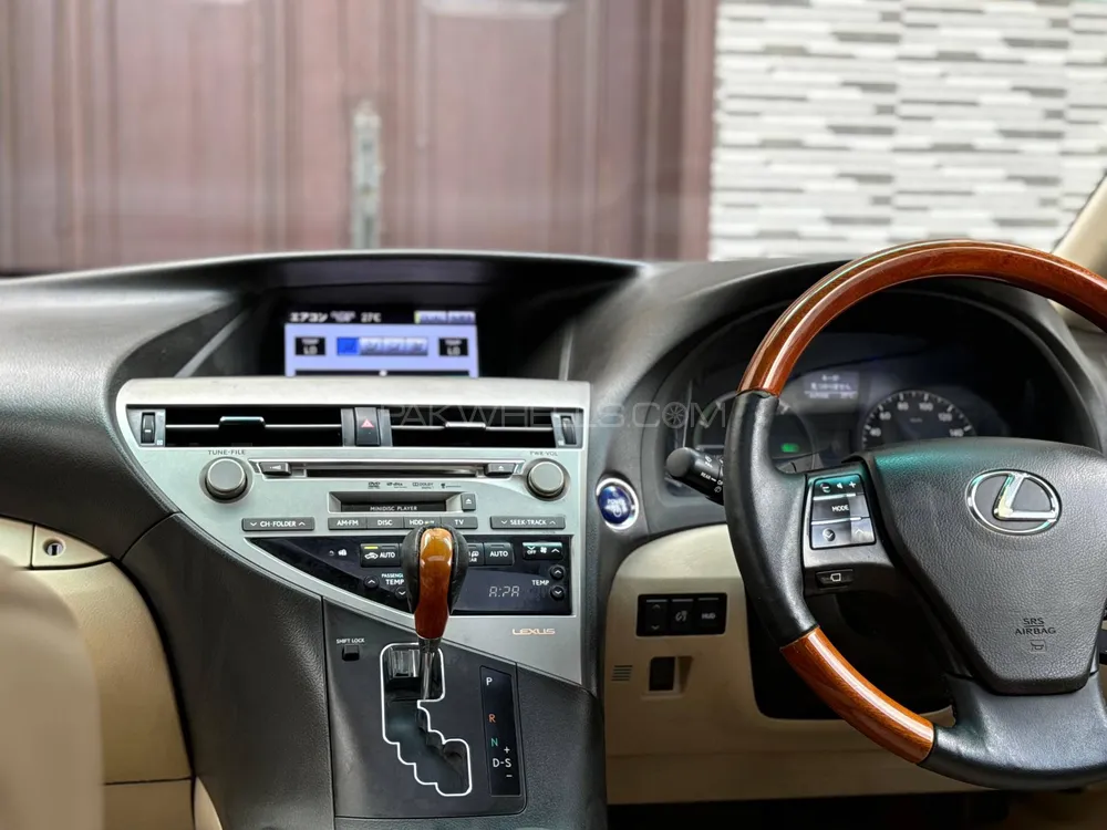 Lexus RX Series 2011 for Sale in Karachi Lexus RX Series 2011 for Sale in Karachi Image-9