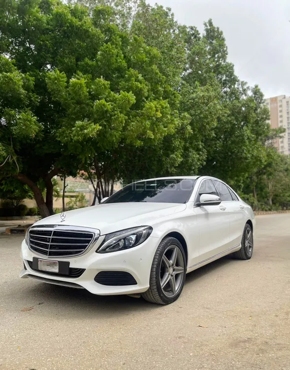 Mercedes Benz C Class 2018 for Sale in Karachi Mercedes Benz C Class 2018 for Sale in Karachi Image-3