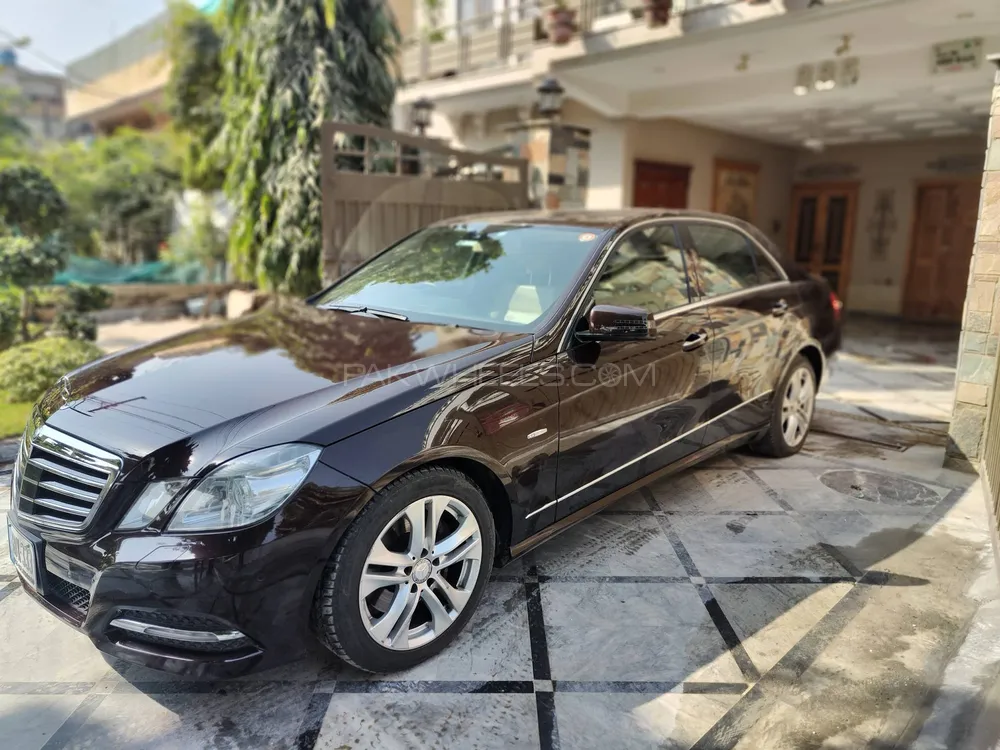 Mercedes Benz E Class 2011 for Sale in Islamabad Mercedes Benz E Class 2011 for Sale in Islamabad Image-4