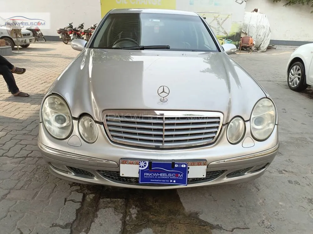 مرسڈیز بینز ای کلاس 2004 for Sale in فیصل آباد مرسڈیز بینز ای کلاس 2004 for Sale in فیصل آباد Image-1