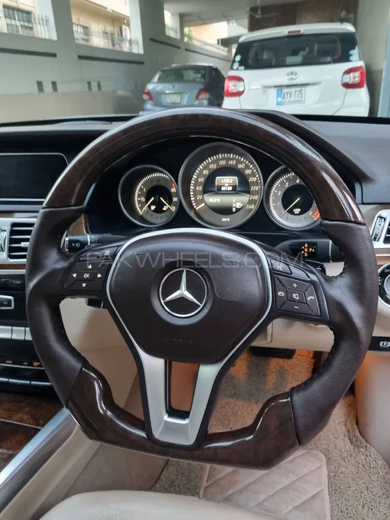 Mercedes Benz E Class 2014 for Sale in Islamabad Mercedes Benz E Class 2014 for Sale in Islamabad Image-11