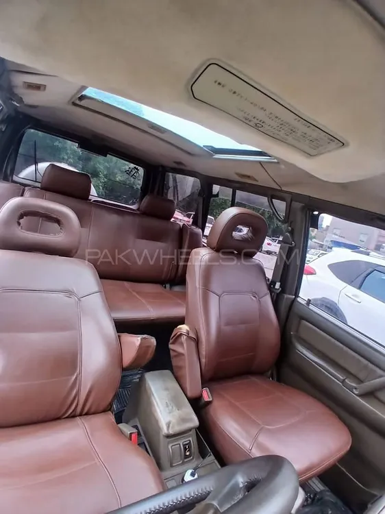 Mitsubishi Pajero 1993 for Sale in Lahore Mitsubishi Pajero 1993 for Sale in Lahore Image-12