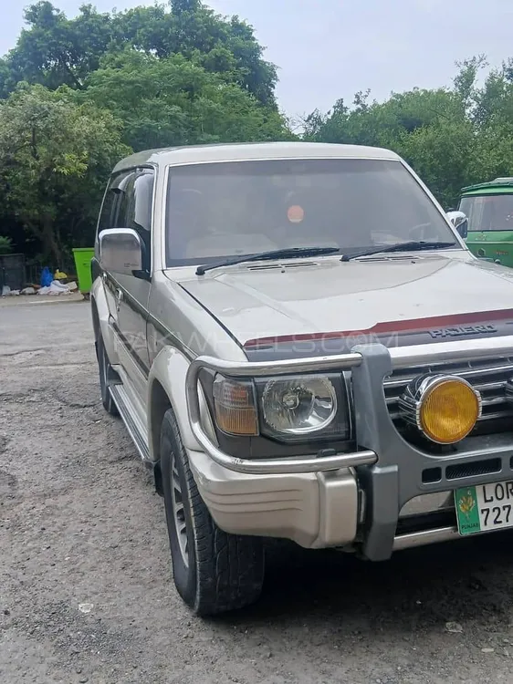 Mitsubishi Pajero 1993 for Sale in Lahore Mitsubishi Pajero 1993 for Sale in Lahore Image-5