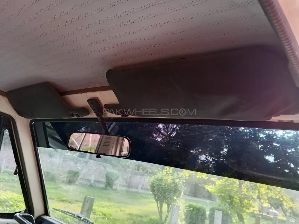 Mitsubishi Pajero 1991 for Sale in Lahore Mitsubishi Pajero 1991 for Sale in Lahore Image-10