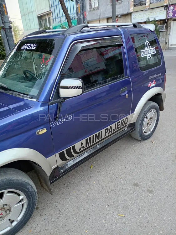 مٹسوبیشی پجیرو منی 1998 for Sale in کراچی مٹسوبیشی پجیرو منی 1998 for Sale in کراچی Image-7