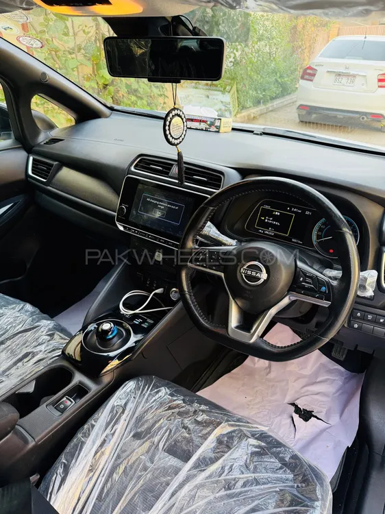 Nissan Leaf 2021 for Sale in Karachi Nissan Leaf 2021 for Sale in Karachi Image-3