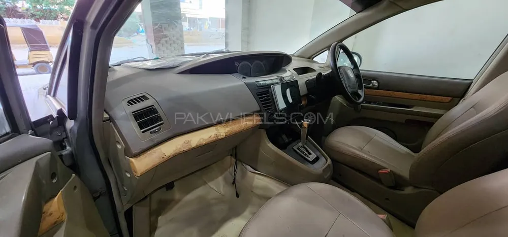 SsangYong Stavic 2006 for Sale in Karachi SsangYong Stavic 2006 for Sale in Karachi Image-14